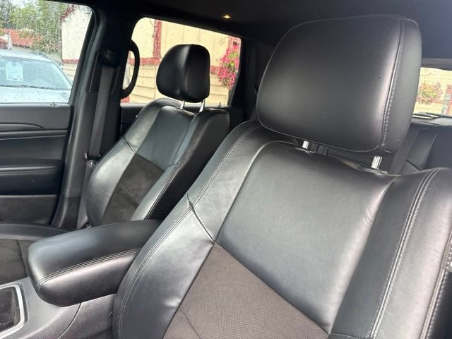 Used 2021 Jeep Grand Cherokee Laredo X AWD/4WD image 10