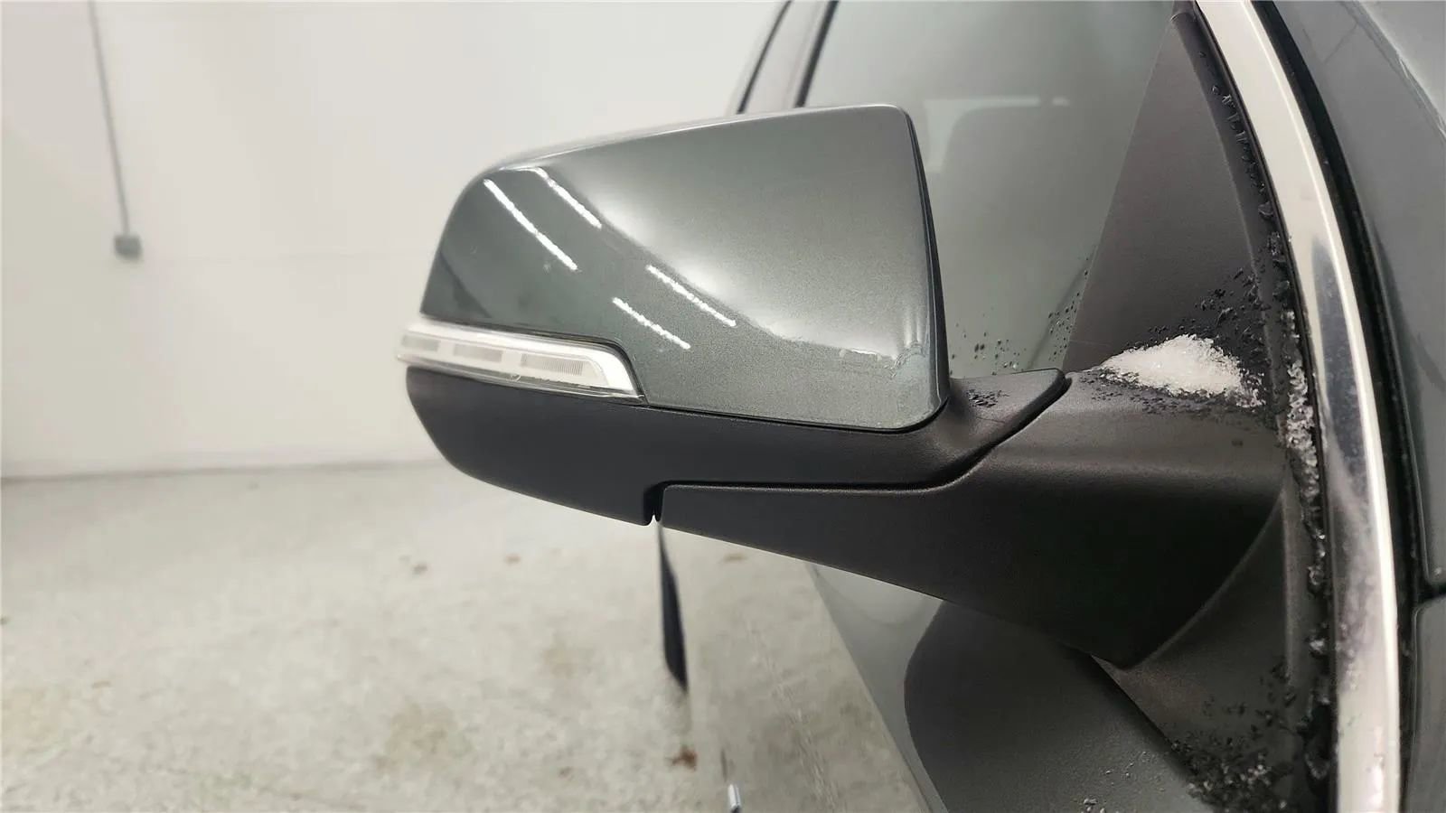 Used 2023 Chevrolet Traverse LT image 18