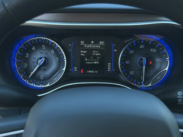 Used 2021 Chrysler Voyager LX FWD image 21