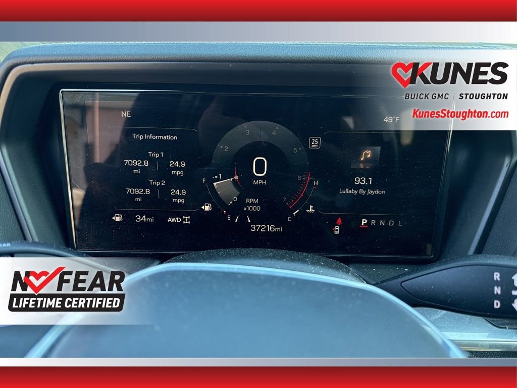 Used 2025 GMC Terrain Elevation image 27