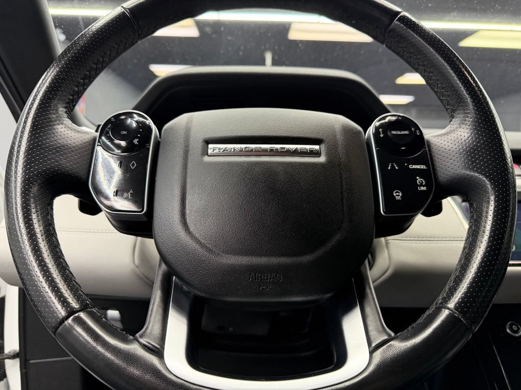 Used 2020 Land Rover Range Rover Evoque R-Dynamic S AWD/4WD image 23