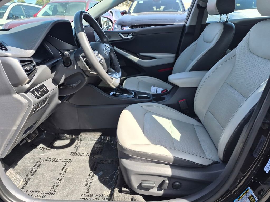 Used 2022 Hyundai Ioniq Limited image 19