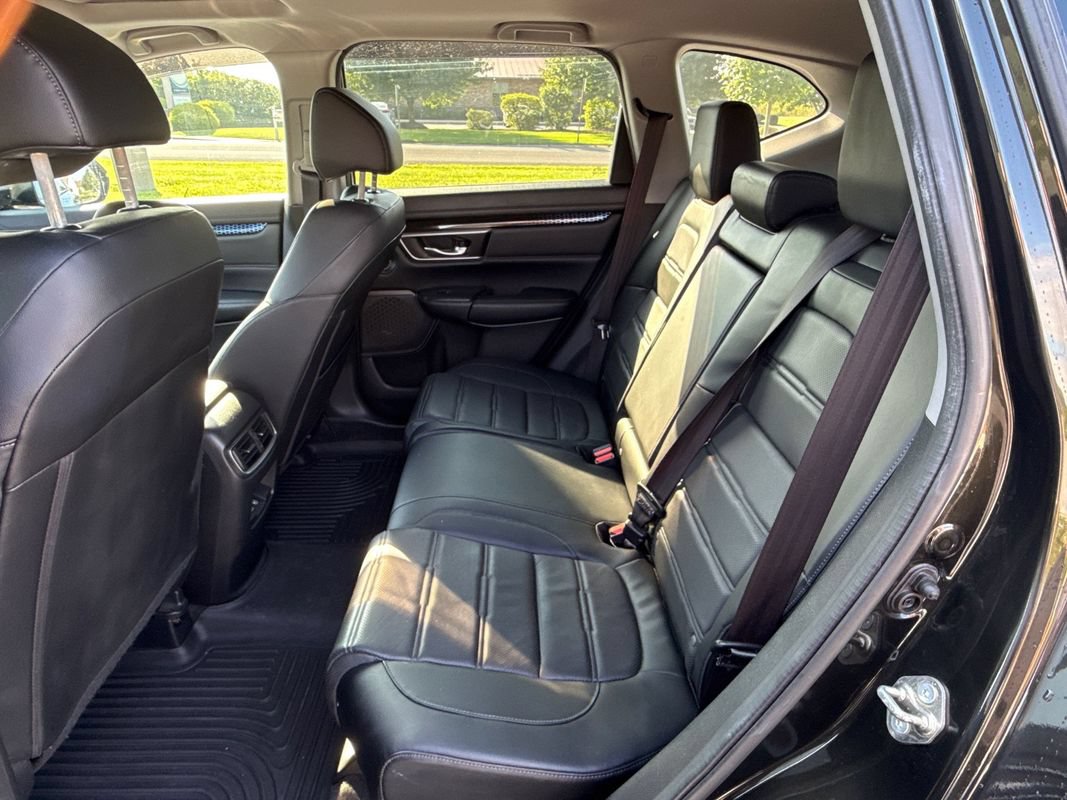 Used 2017 Honda CR-V Touring image 11