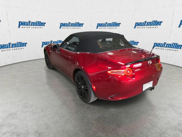 Certified 2025 MAZDA MX-5 Miata Club w/ Weather Package RWD image 8