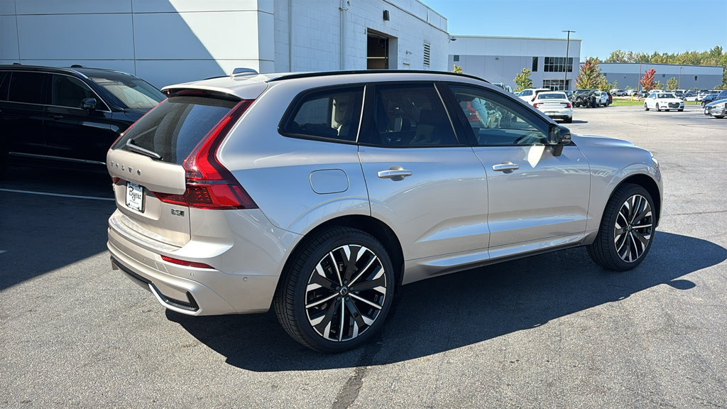 New 2027 Volvo XC60 B5 Ultra AWD/4WD image 28