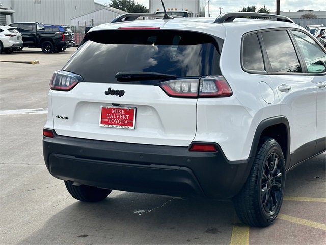 Used 2023 Jeep Cherokee Altitude Lux image 7