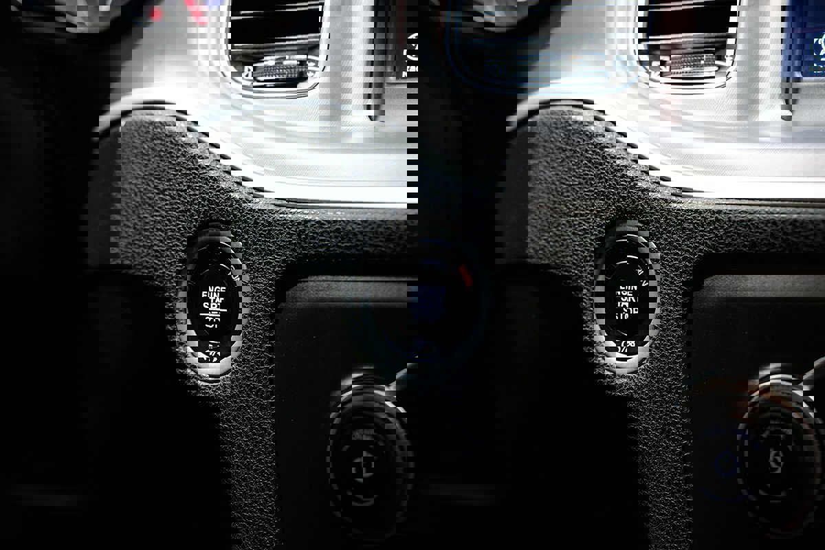 Used 2022 Dodge Charger SXT image 9