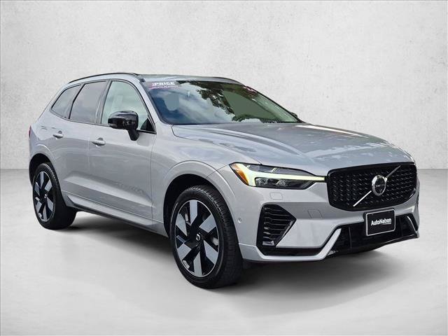 Used 2024 Volvo XC60 T8 Plus w/ Protection Package Premier AWD/4WD image 3