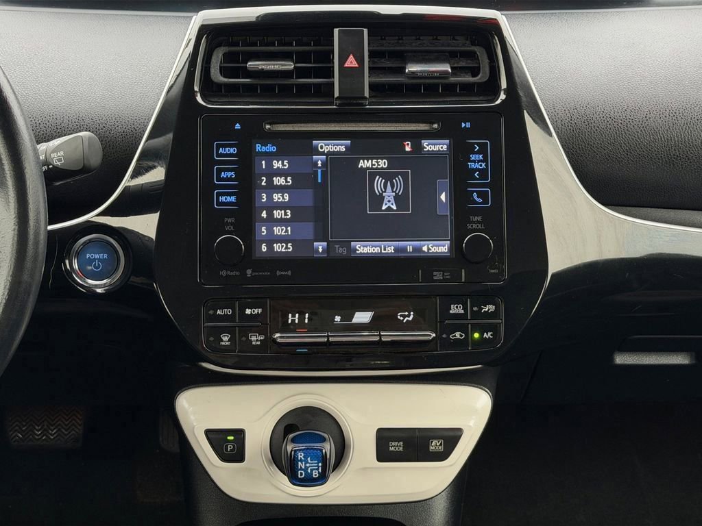 Used 2017 Toyota Prius Three image 13