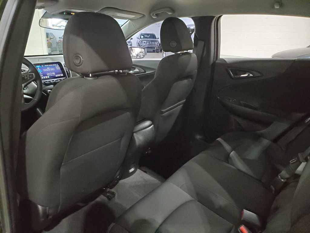 Used 2023 Chevrolet Malibu RS FWD image 22