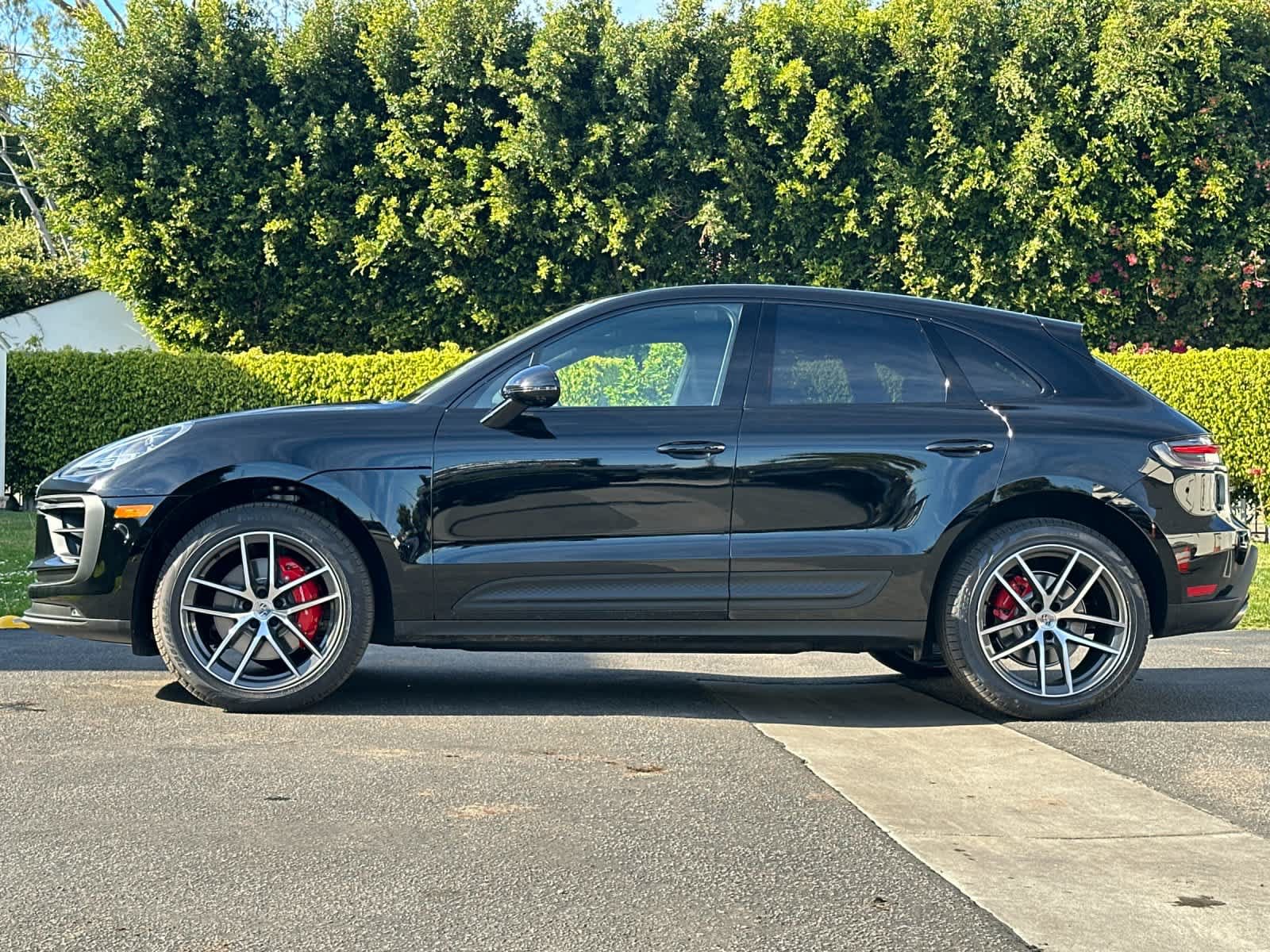 New 2026 Porsche Macan S AWD/4WD image 2