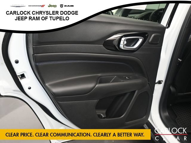 New 2026 Jeep Compass Latitude w/ Sun and Sound Group AWD/4WD image 26
