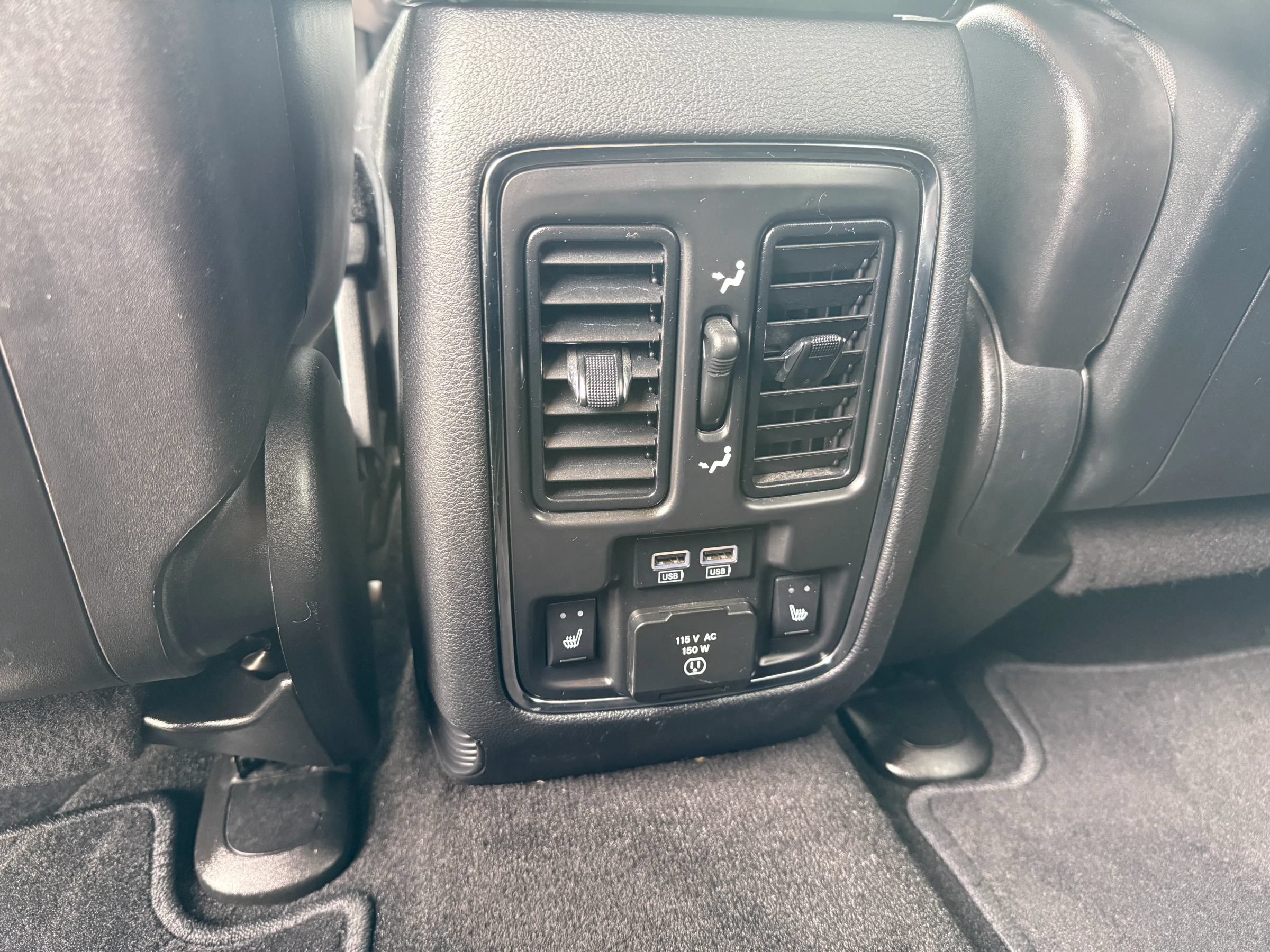 Used 2014 Dodge Durango Limited w/ Premium Group AWD/4WD image 19