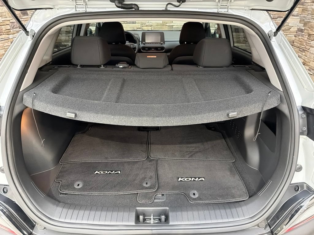 Used 2023 Hyundai Kona SEL AWD/4WD image 42