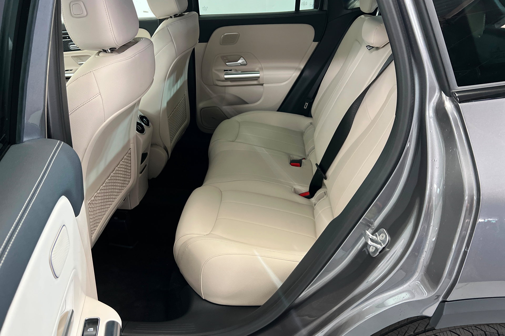 New 2026 Mercedes-Benz GLA 250 4MATIC image 21