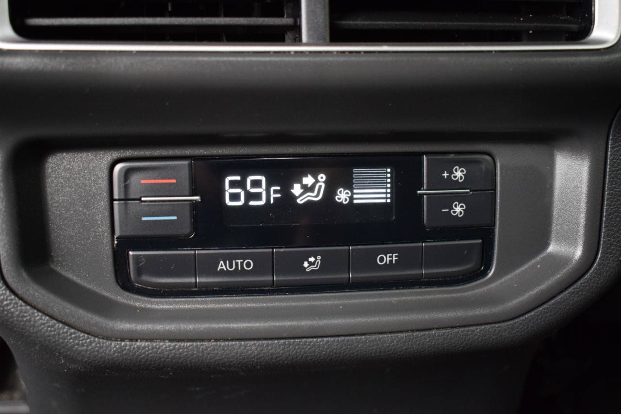 Used 2024 Volkswagen Atlas SE AWD/4WD image 35