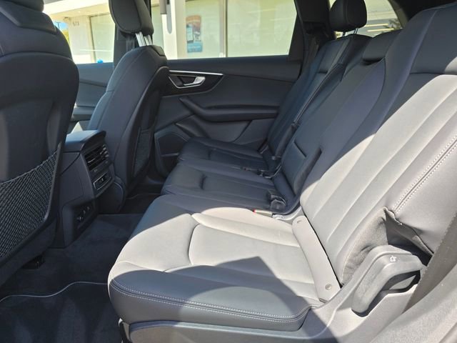 Used 2025 Audi Q7 3.0T Premium Plus image 24