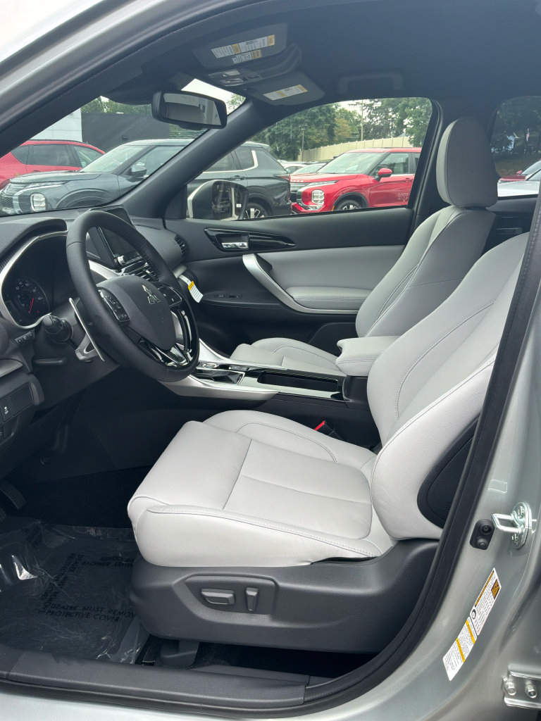 New 2025 Mitsubishi Eclipse Cross SEL AWD/4WD image 15