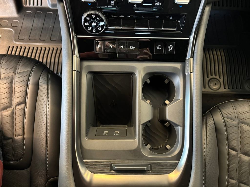 New 2026 Nissan Armada PRO-4X AWD/4WD image 18