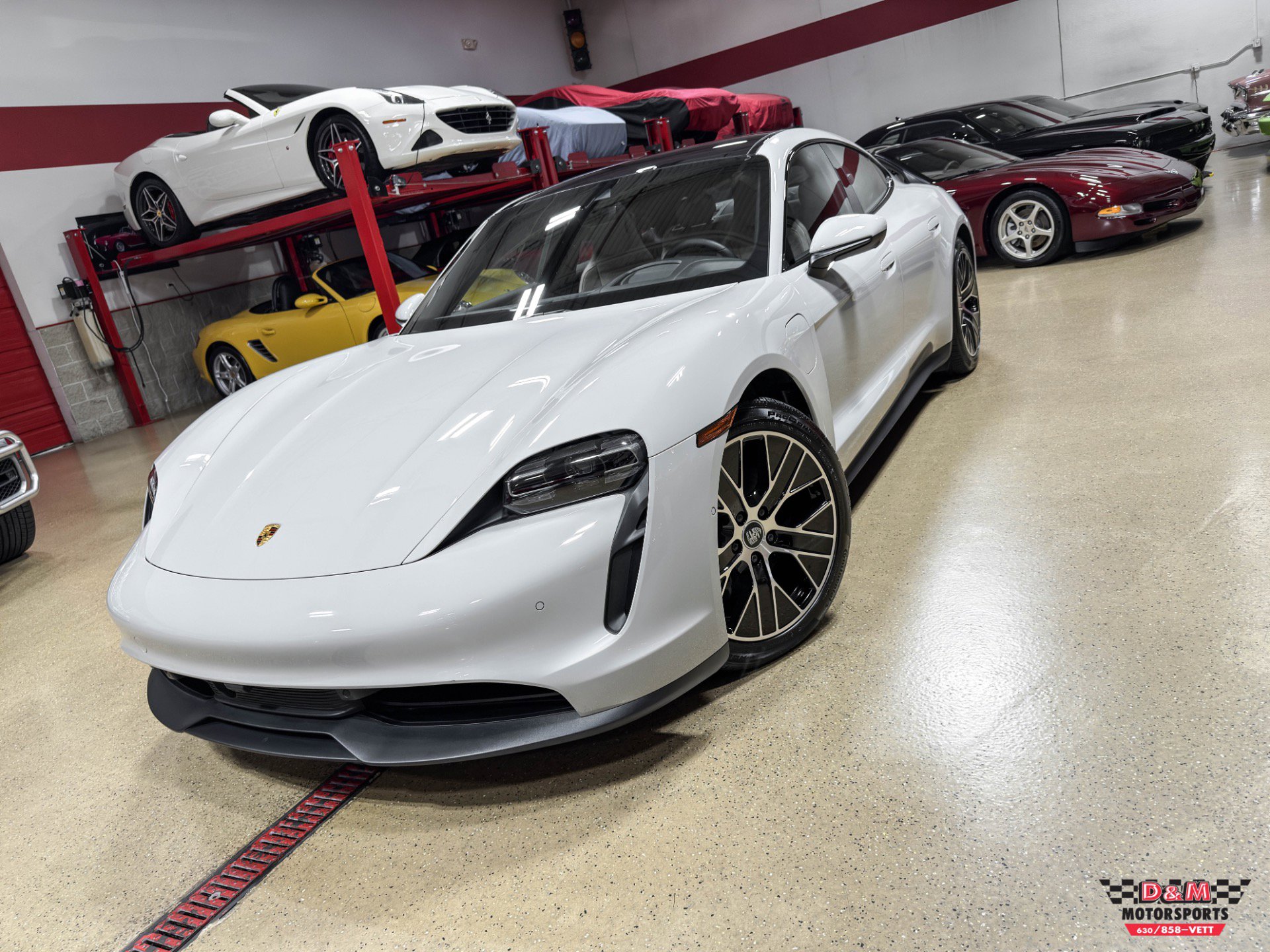 Used 2021 Porsche Taycan image 34