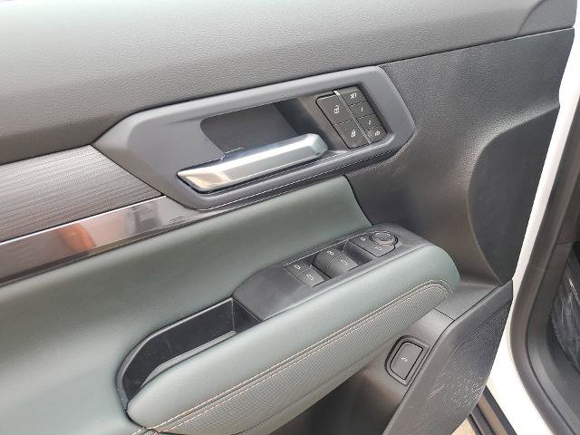 New 2026 GMC Terrain AT4 w/ Convenience Package III image 31