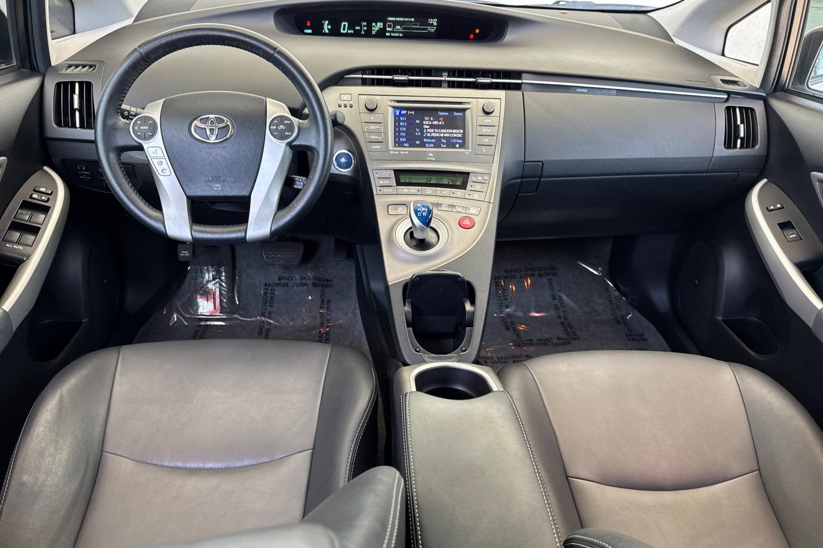 Used 2013 Toyota Prius Five FWD image 16