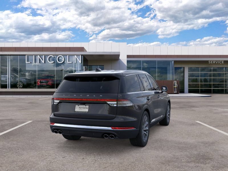New 2026 Lincoln Aviator AWD image 8