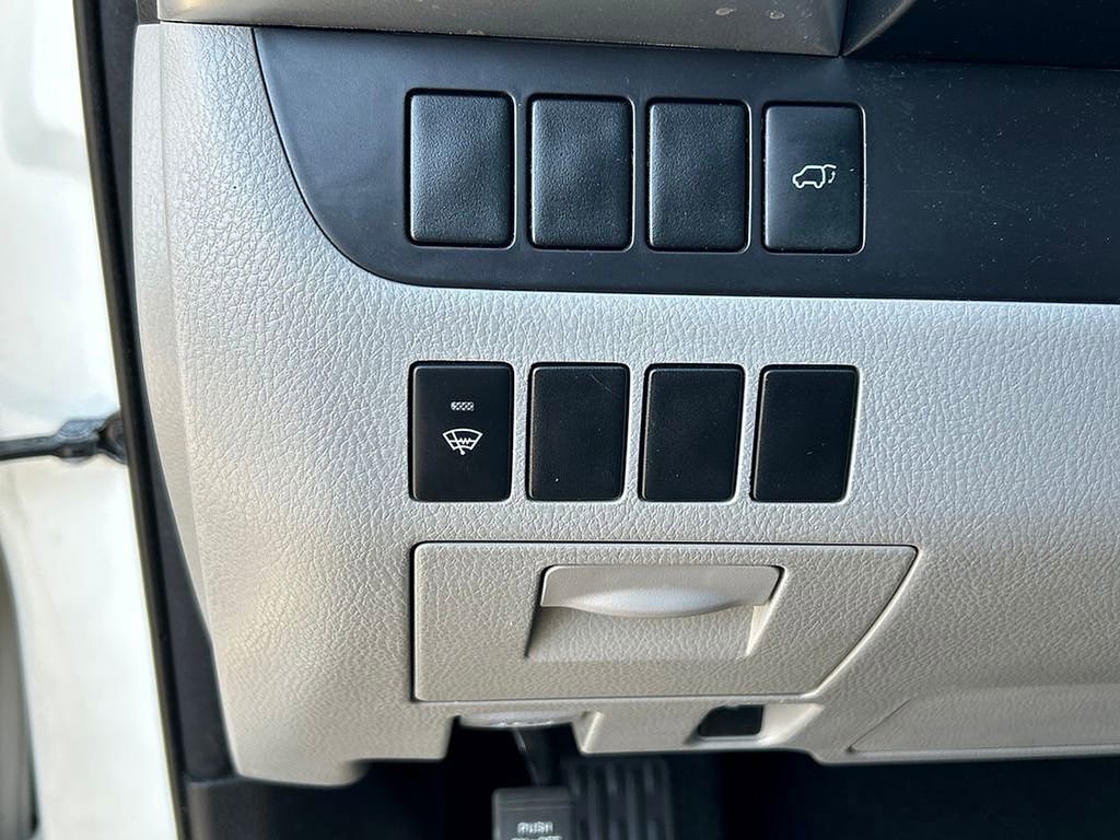 Used 2016 Toyota Highlander XLE AWD/4WD image 21