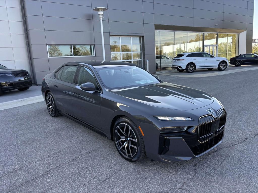 New 2026 BMW 750e xDrive w/ Executive Package image 1
