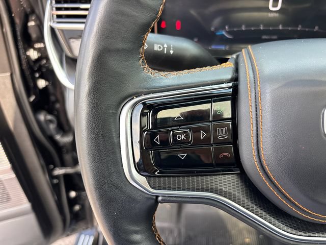Used 2025 Jeep Grand Wagoneer Series III w/ Rear Seat Video Group 1 AWD/4WD image 22