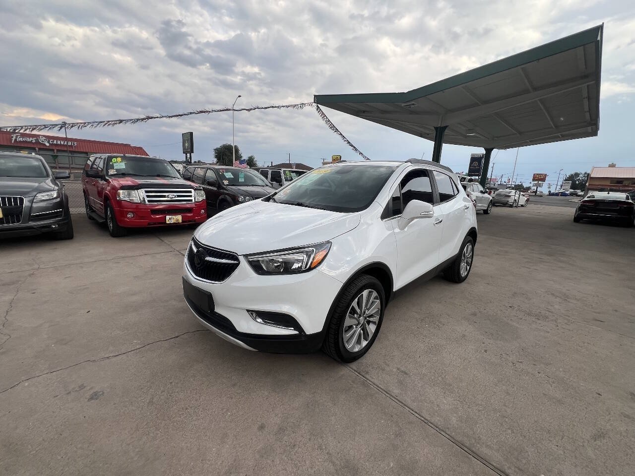 Used 2019 Buick Encore Preferred AWD/4WD image 3