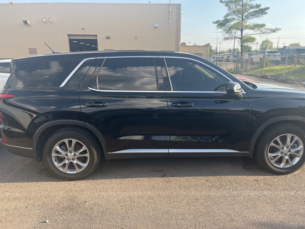 Used 2022 Hyundai Palisade SE w/ Cargo Package FWD image 4
