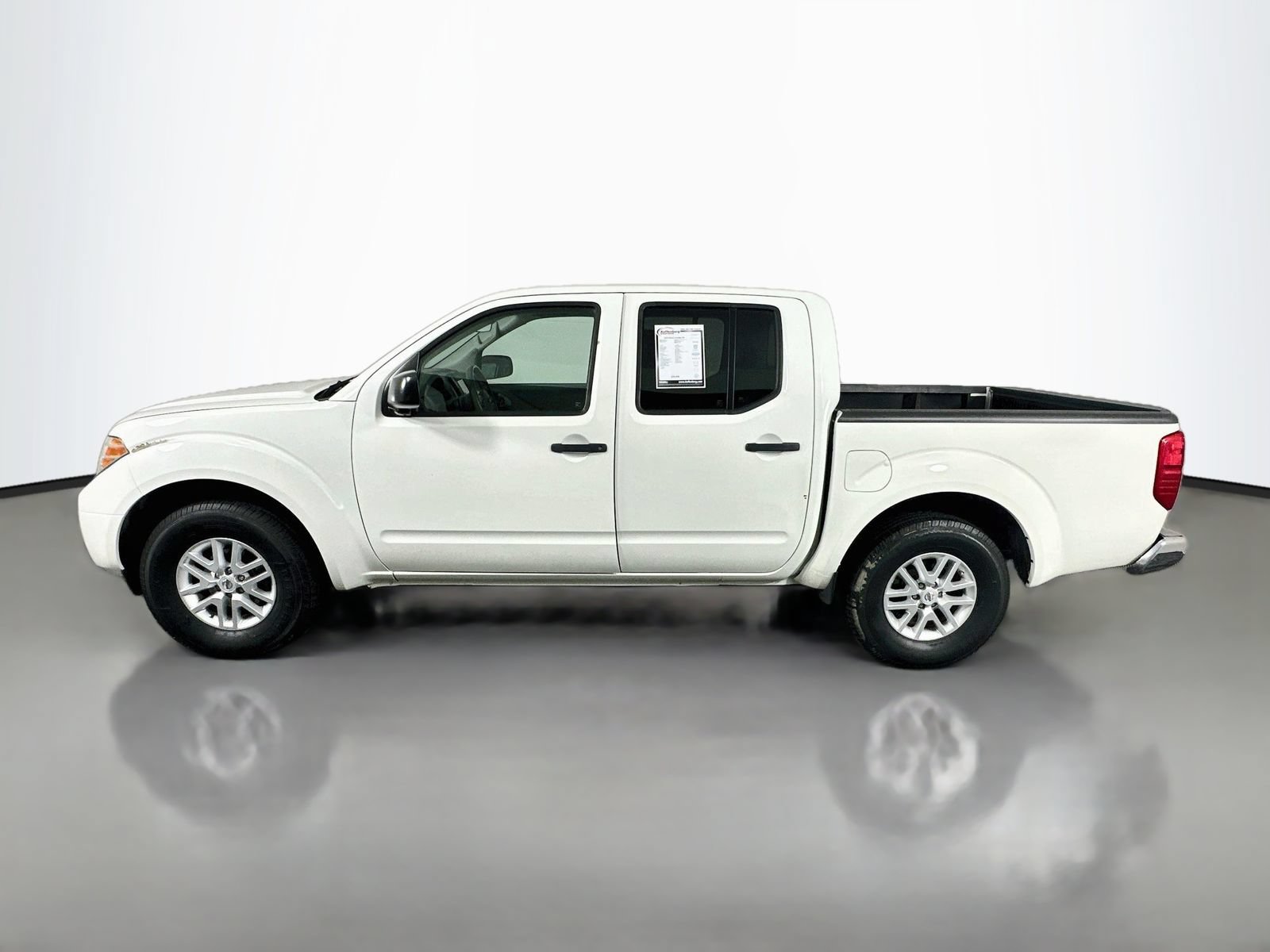 Used 2019 Nissan Frontier SV RWD image 4