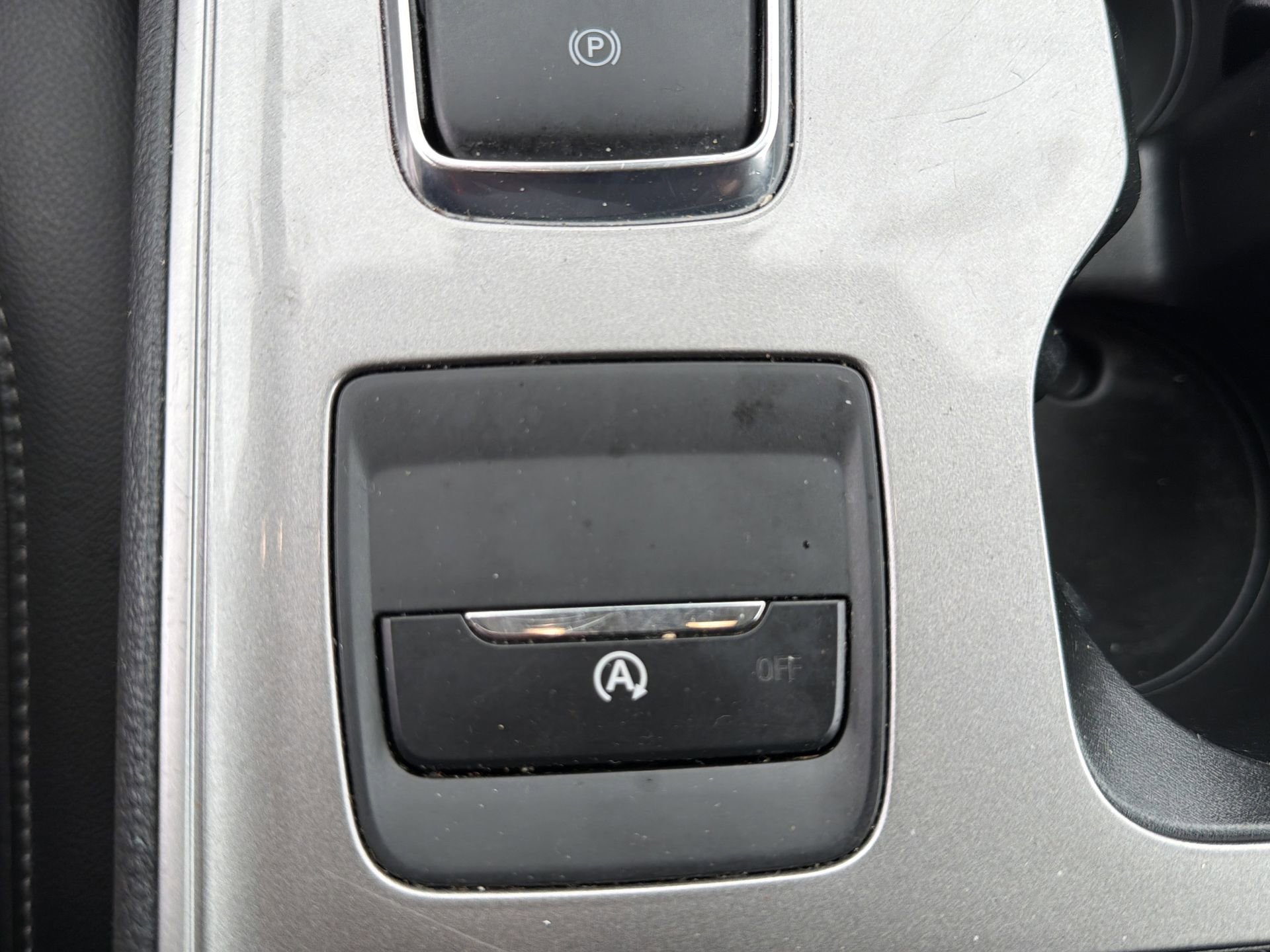 Certified 2024 Ford Edge SEL image 9