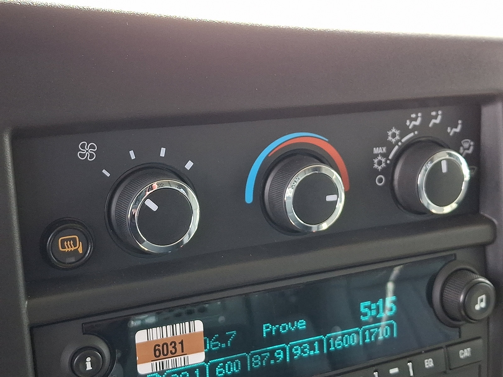 New 2025 GMC Savana 3500 w/ Driver Convenience Package image 14