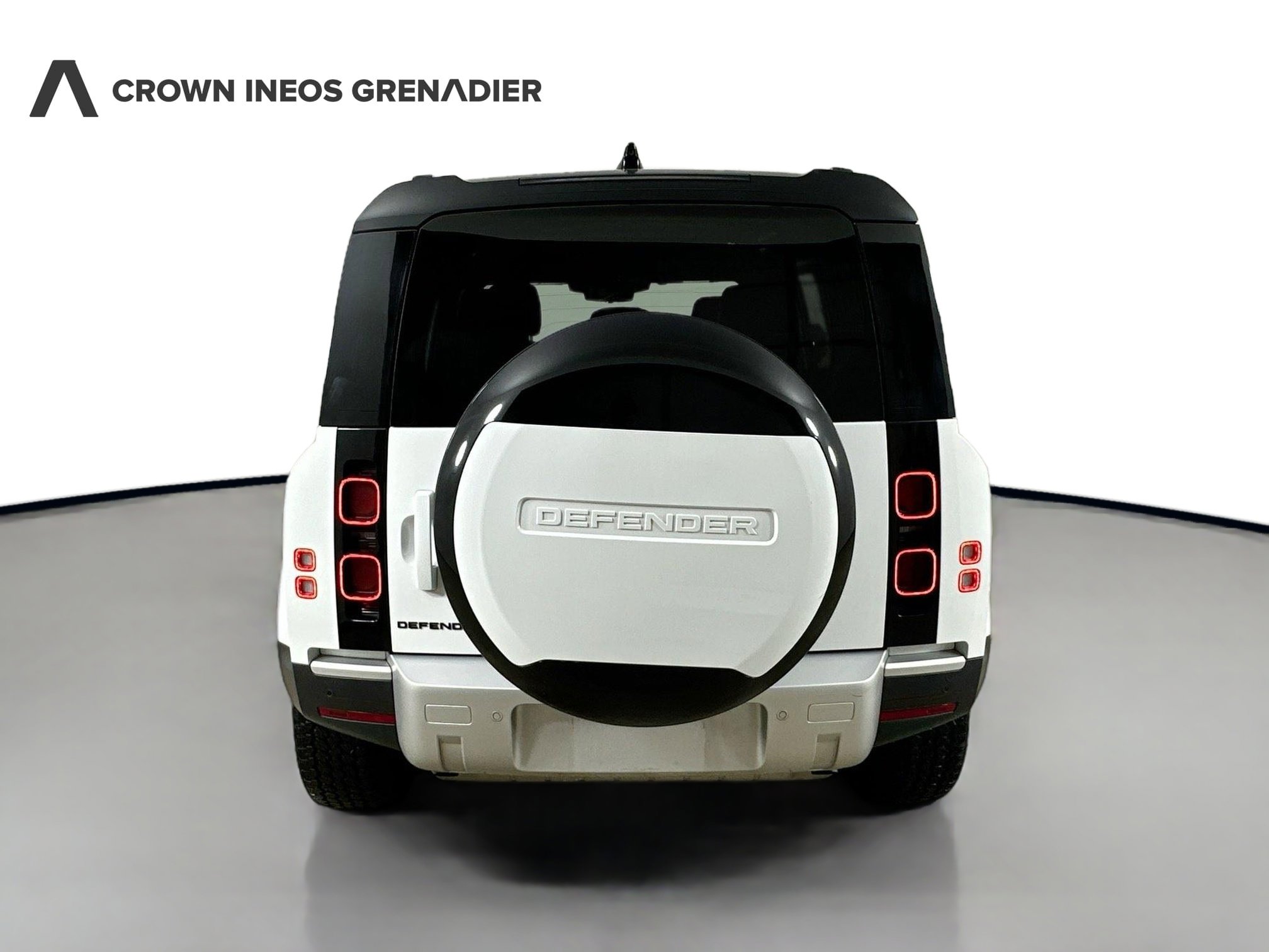 Used 2024 Land Rover Defender 110 S AWD/4WD image 37