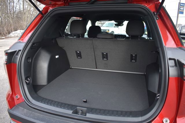 New 2026 Chevrolet Equinox LT w/ Safety and Technology Package image 17