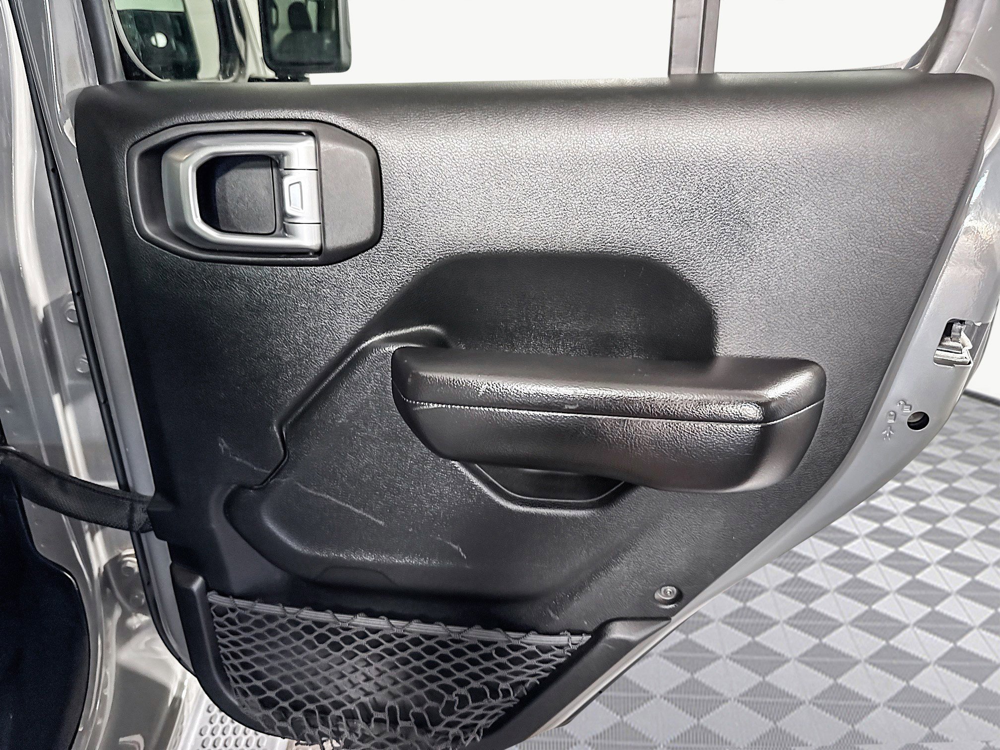 Used 2019 Jeep Wrangler Unlimited Sport S image 28