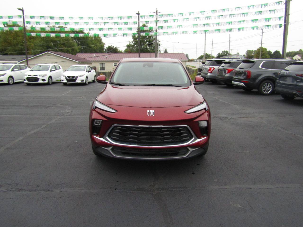 Used 2025 Buick Encore GX Preferred w/ Comfort Package FWD image 2