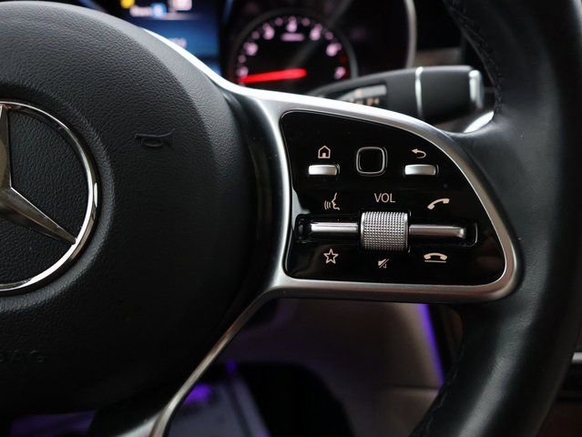 Used 2020 Mercedes-Benz GLC 300 4MATIC w/ Premium Package image 36