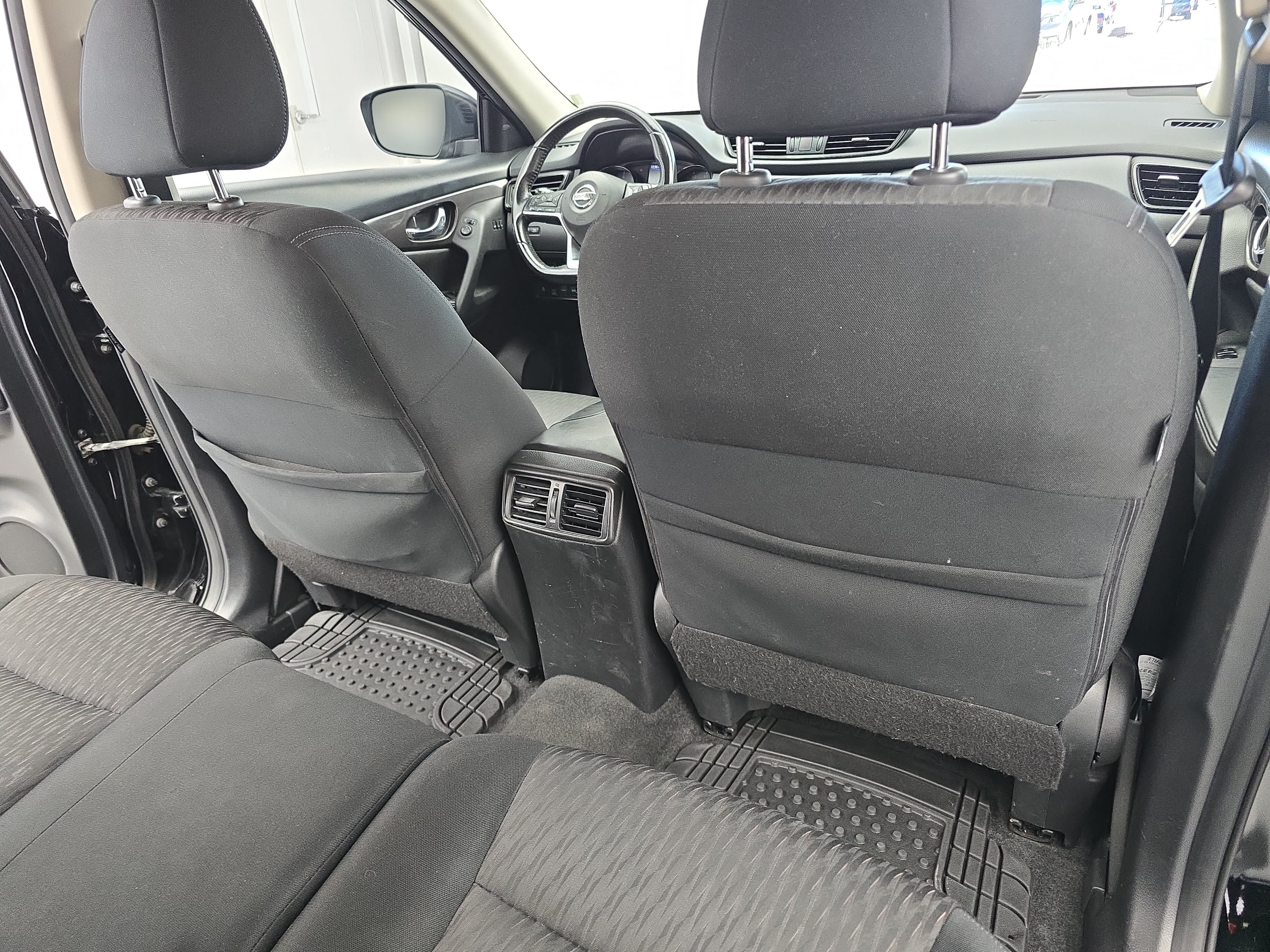 Used 2019 Nissan Rogue SV w/ Premium Package AWD/4WD image 11