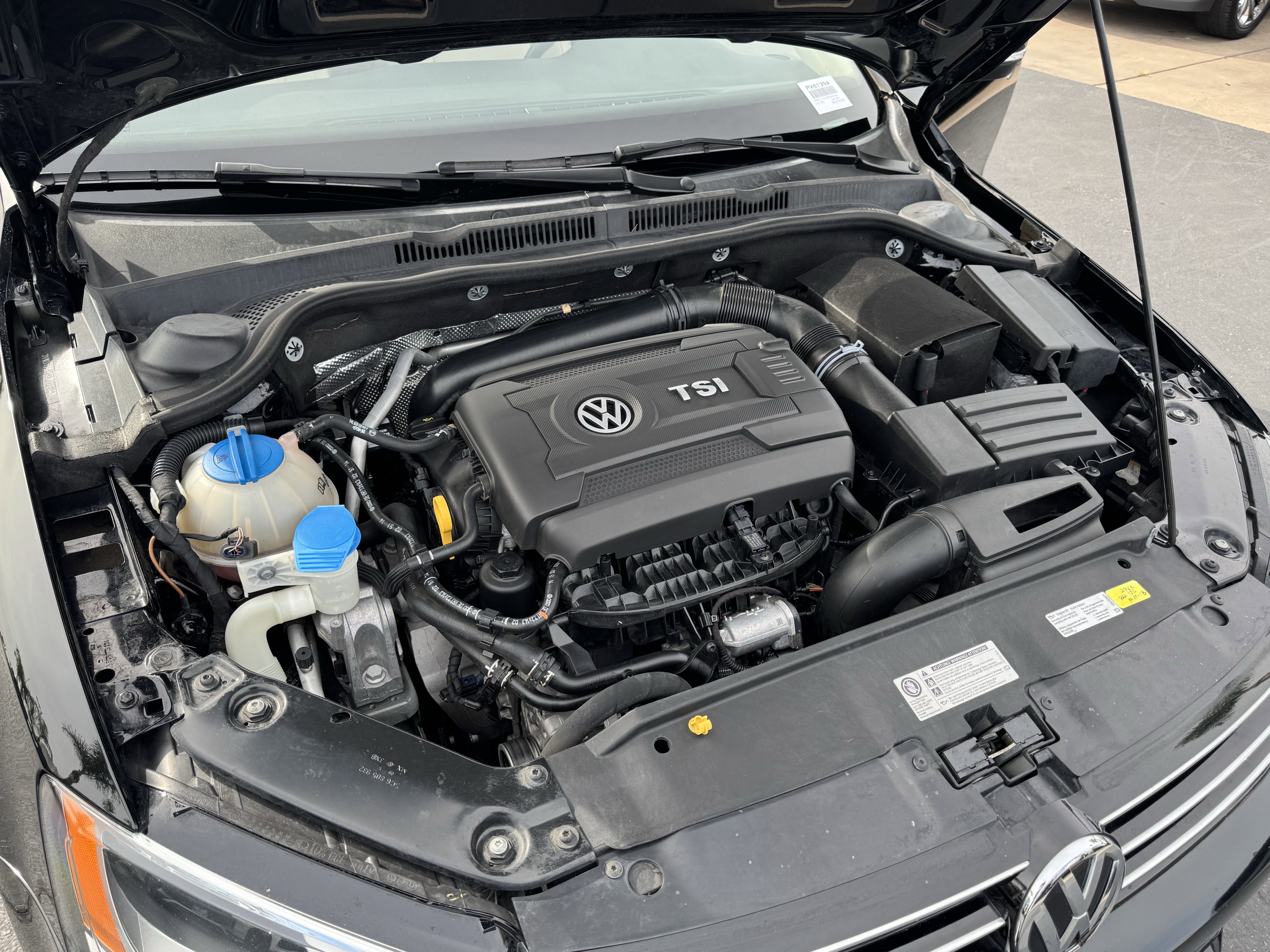 Used 2015 Volkswagen Jetta SE image 37