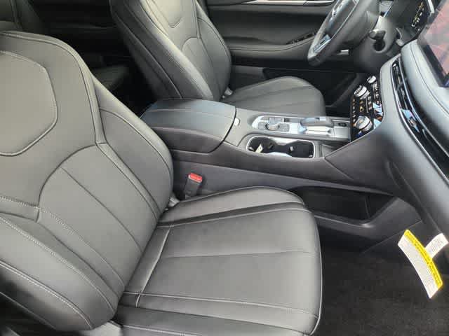 Certified 2027 INFINITI QX60 Sport w/ Dark Cargo Package AWD/4WD image 14