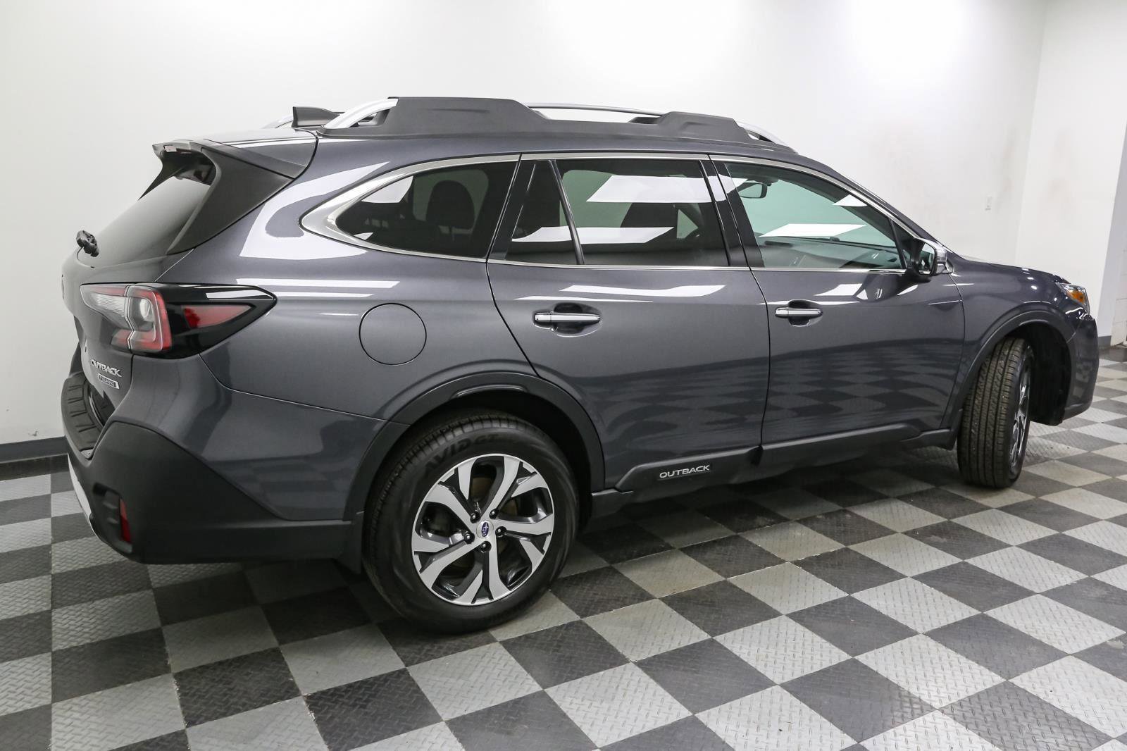Used 2021 Subaru Outback Touring image 8