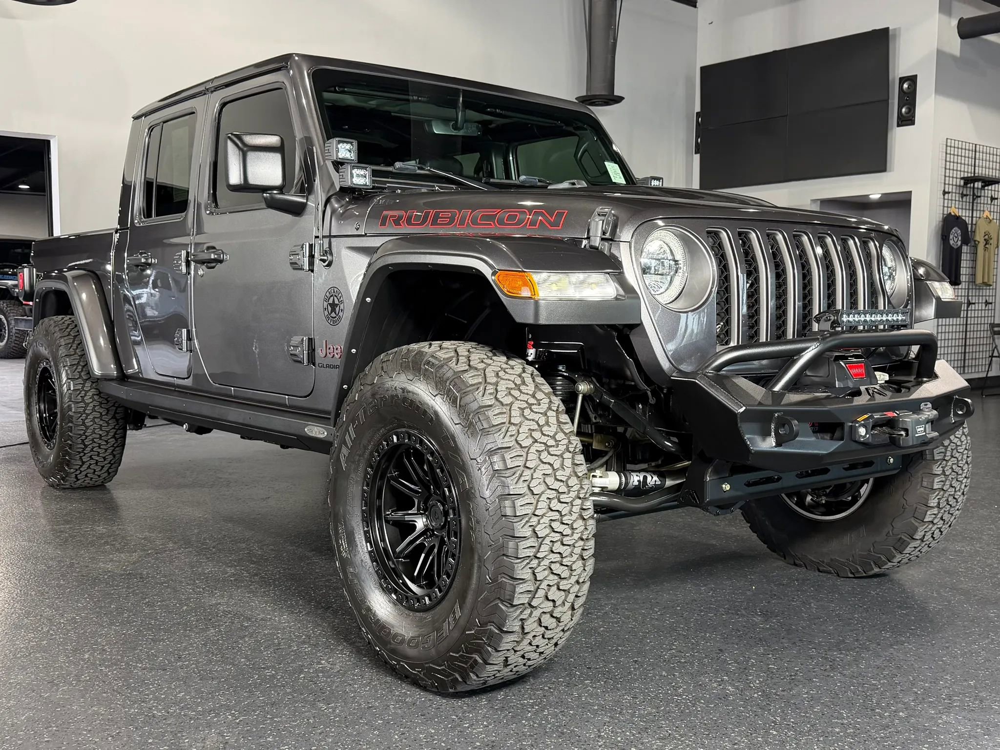 Used 2021 Jeep Gladiator Rubicon AWD/4WD image 2