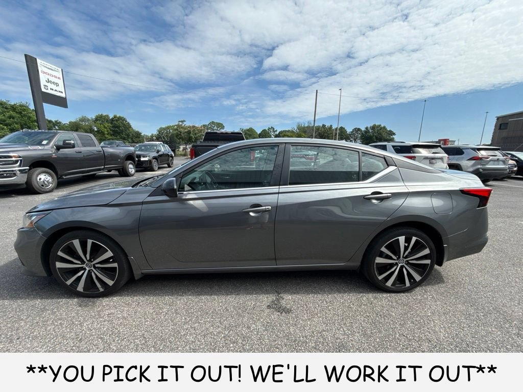 Used 2022 Nissan Altima 2.5 SR AWD/4WD image 1