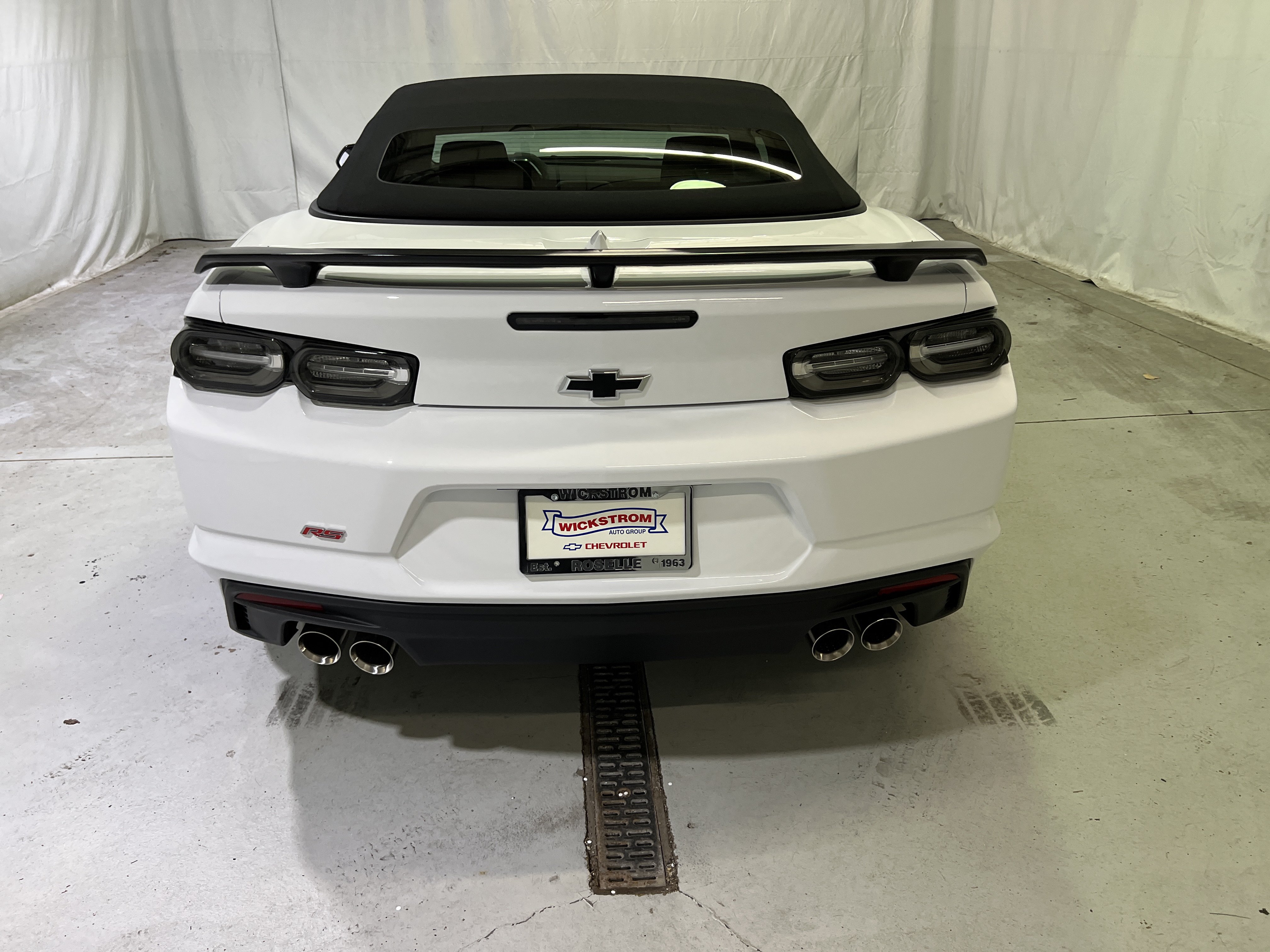 Certified 2023 Chevrolet Camaro LT w/ RS Package RWD image 9
