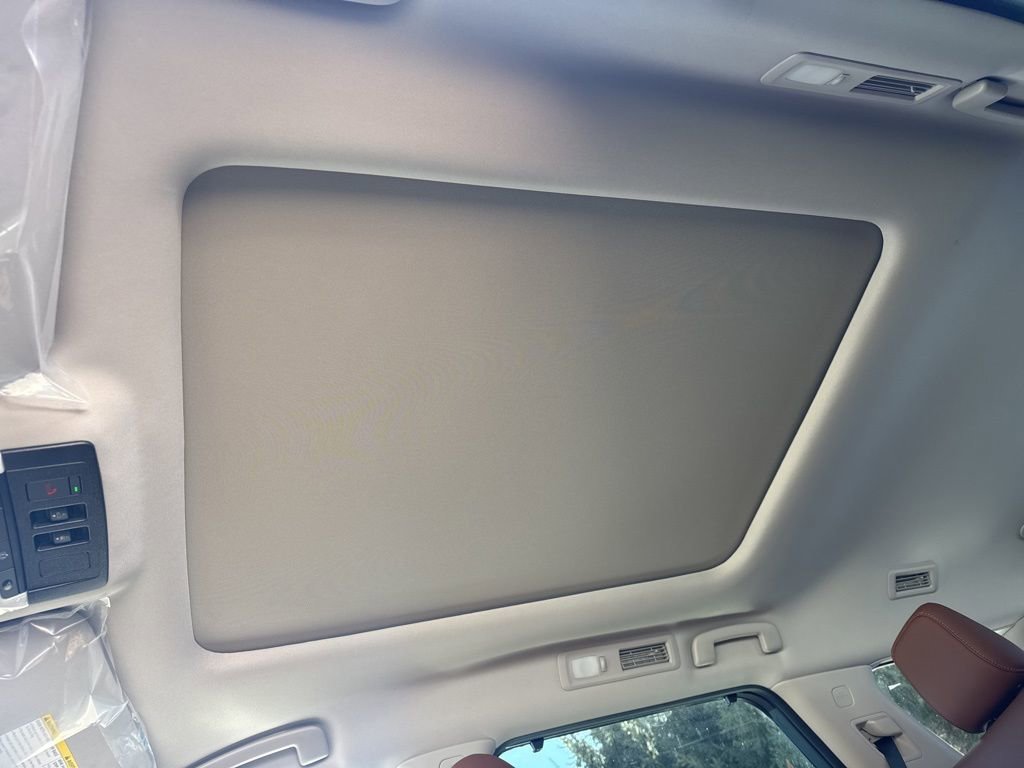 New 2026 Nissan Pathfinder Platinum w/ Cargo Package image 38