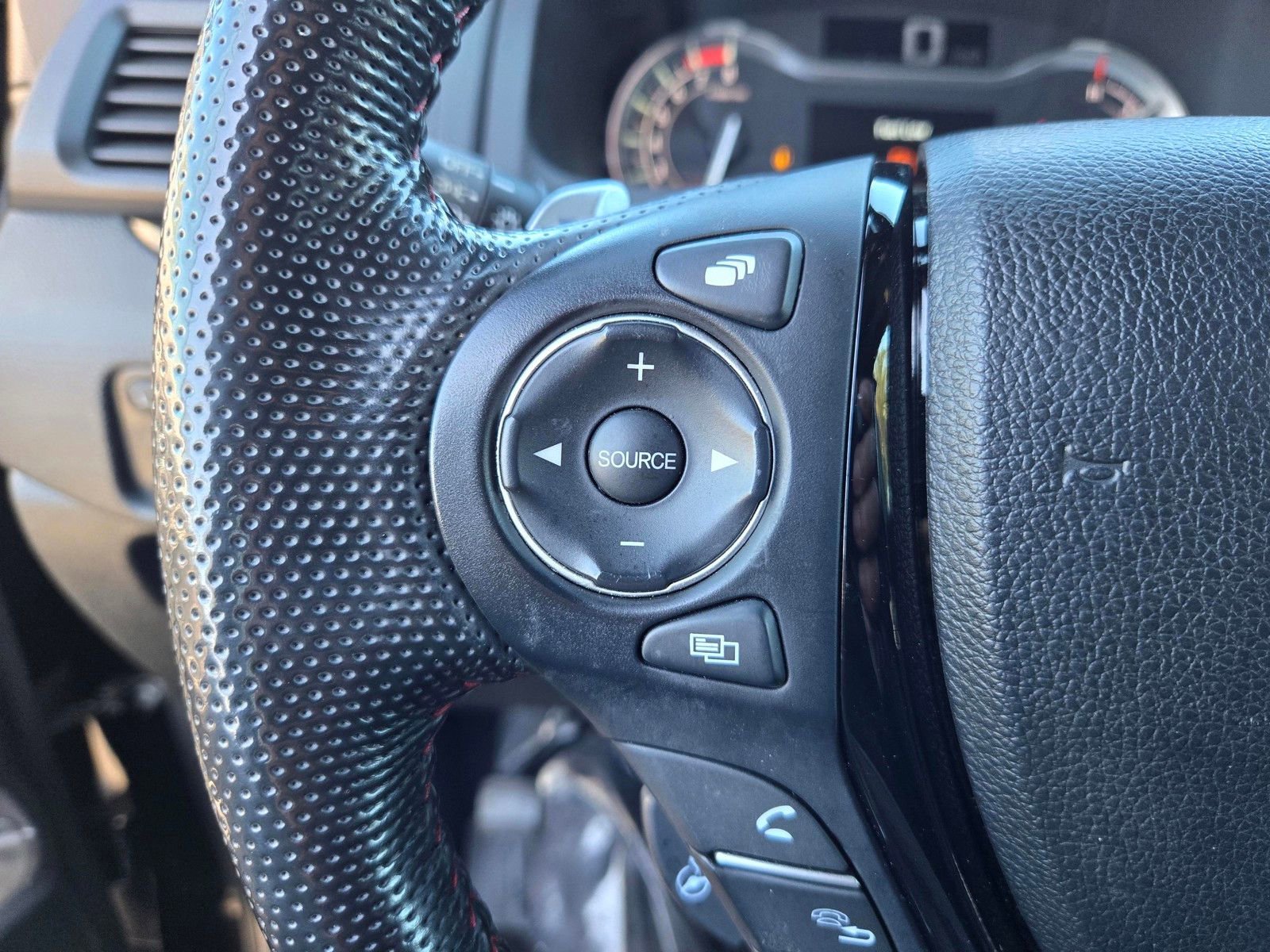 Used 2023 Honda Ridgeline Black Edition image 16