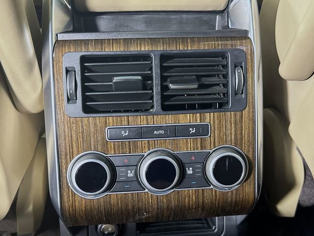 Used 2016 Land Rover Range Rover Sport HSE image 28